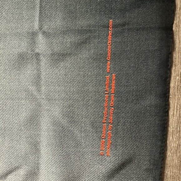 QUEEN Absolute Greatest 2000 Y2K  FLAG Fabric  30x40 Music Banner - Picture 2 of 2